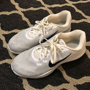 White Nike Flex Sneakers